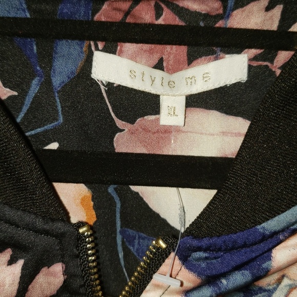 New jacket - Picture 2 of 4